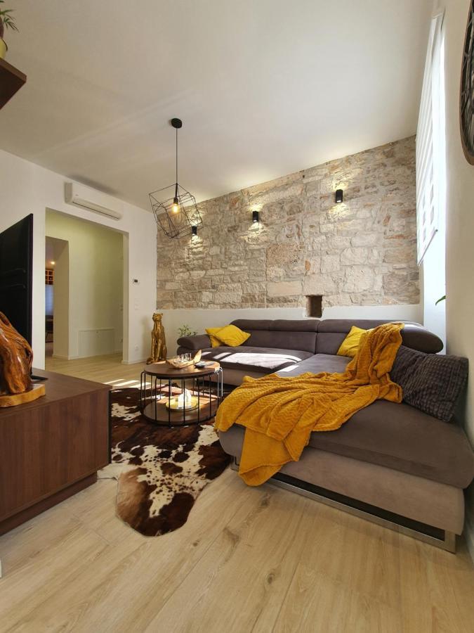Connor Apartment Pula Exterior photo